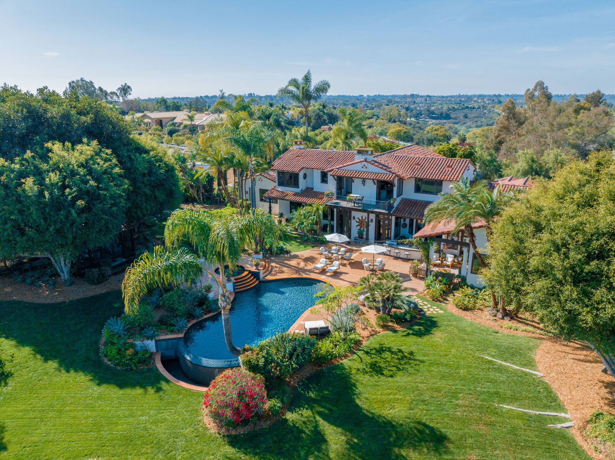 A closer look at Luxury Equestrian Estates With Intermittent Condos